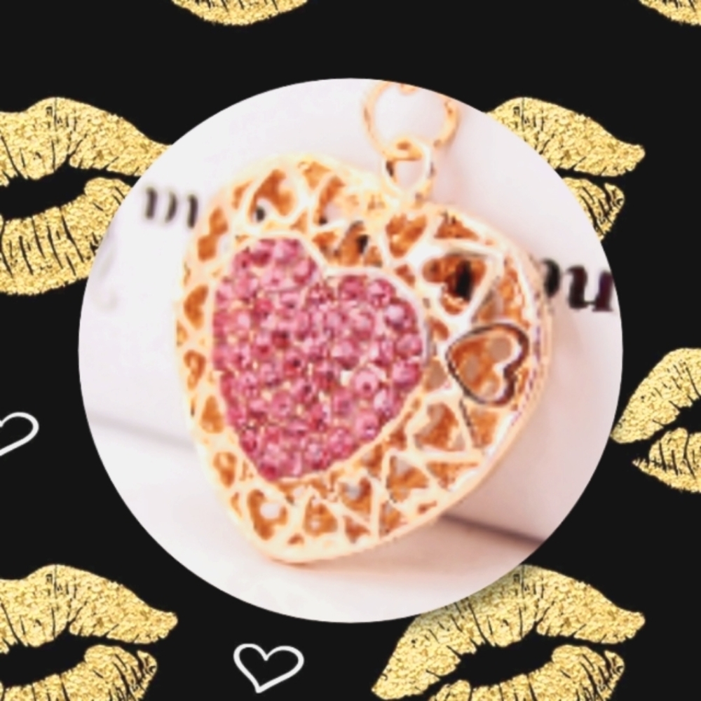 Betsey Johnson Heart Necklace